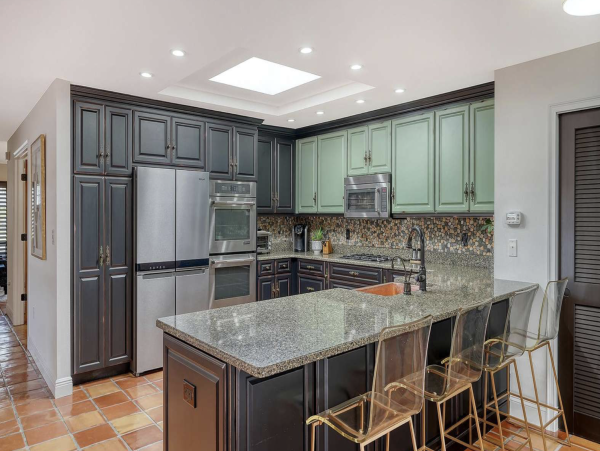 Lido Key Three Bedroom Vacation Home With Pool Walk To Beach
